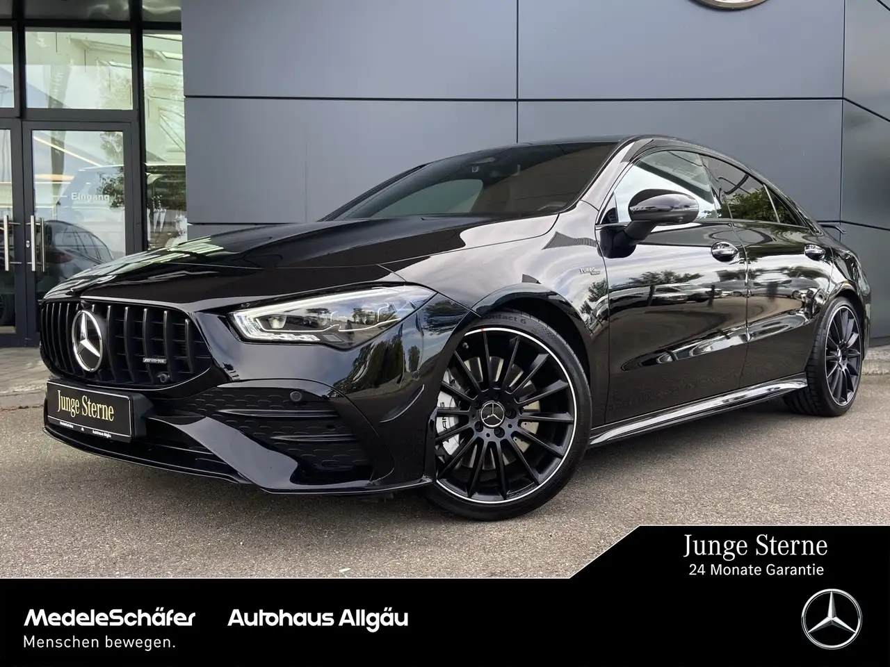 Mercedes-Benz CLA 35 AMG CLA 35 AMG 4M Coupé Night Pano MLed HuD Soundsys — photo 1 of 25