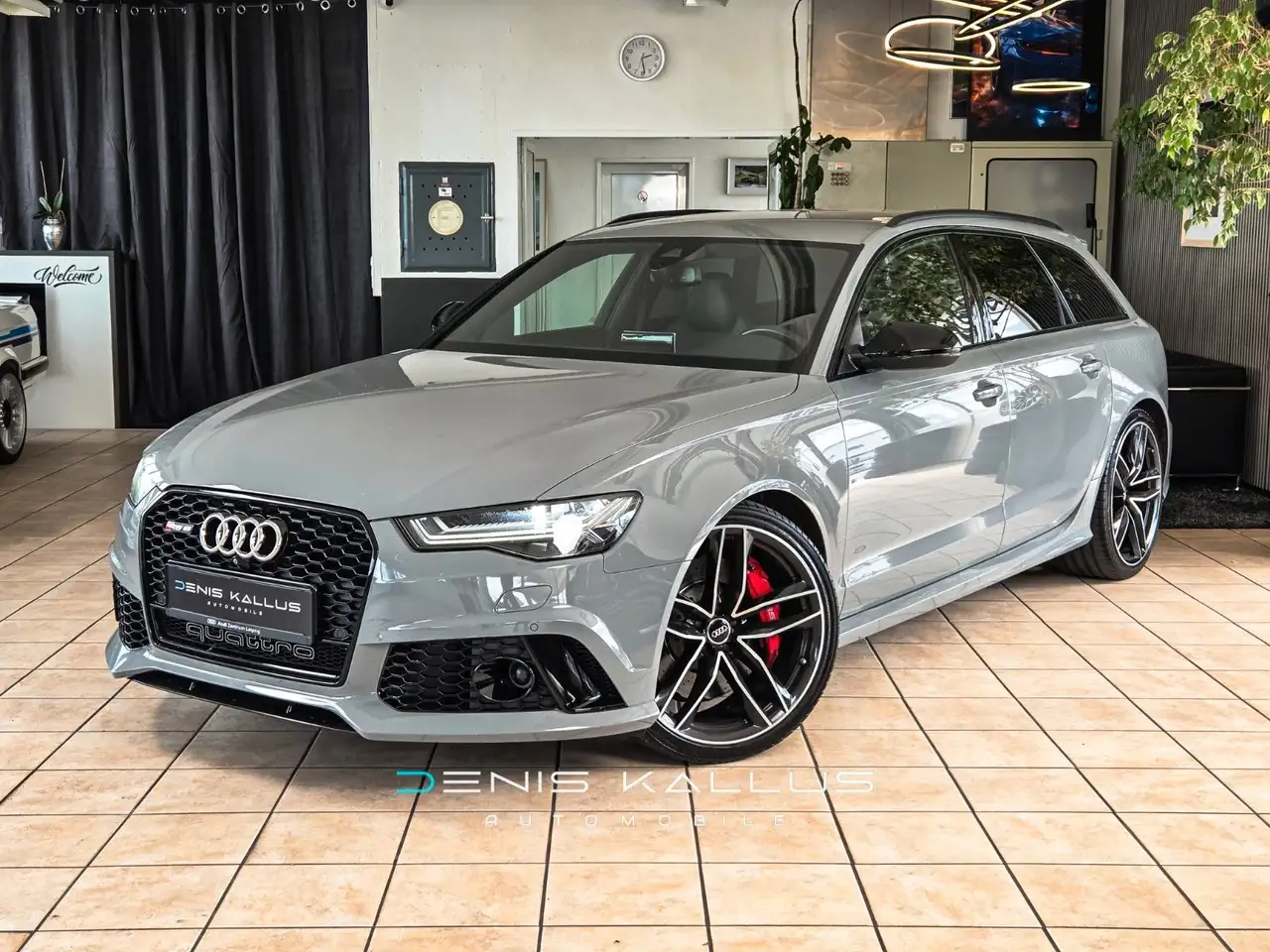 Audi RS6 Avant *Carbon*Gepfl*Deutsch*Schalen* — photo 1 of 40