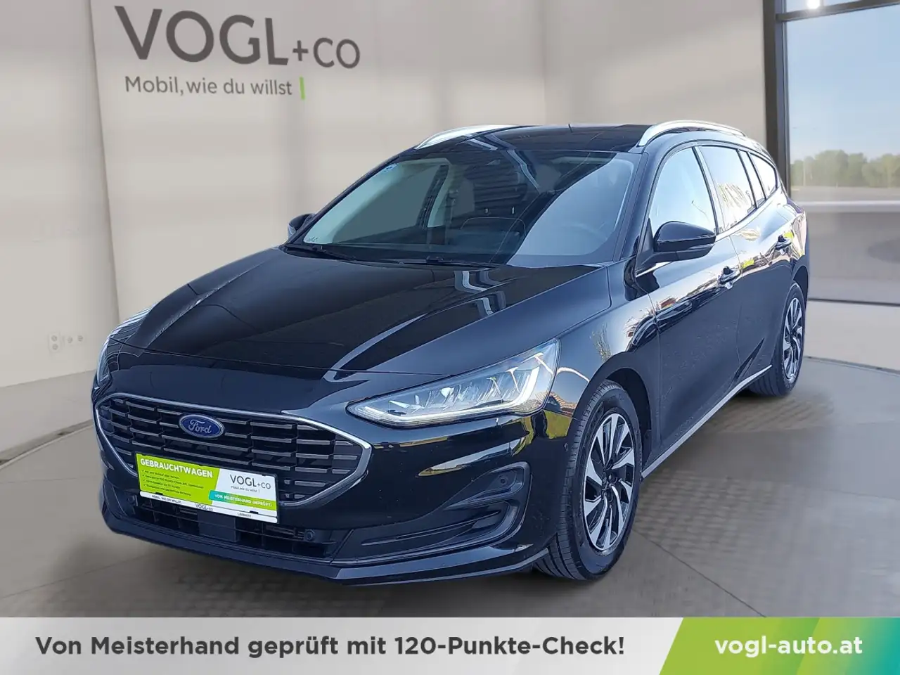 Ford Focus Turnier 1.0 EcoBoost Titanium Design — photo 1 of 20