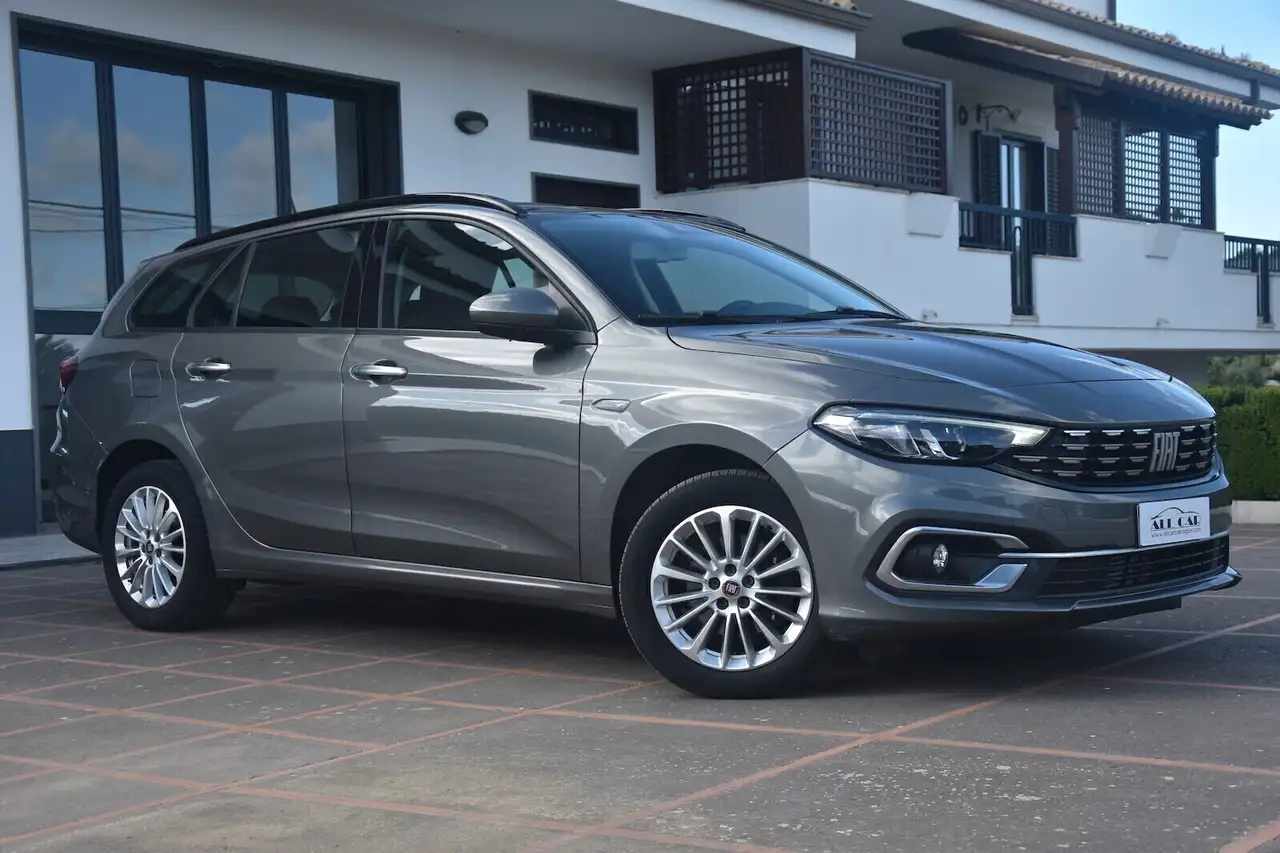 Fiat Tipo SW 1.6 Mjt 130cv Business — photo 1 of 15
