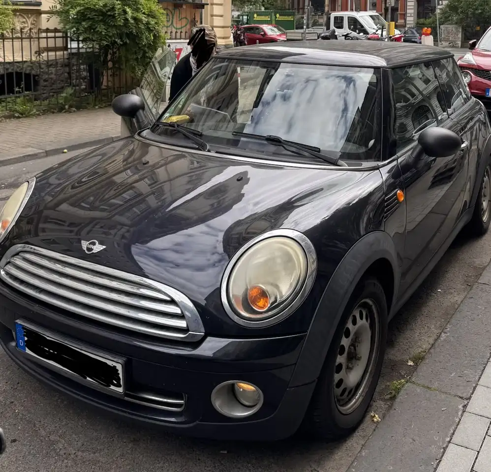 MINI Cooper — photo 1 of 1