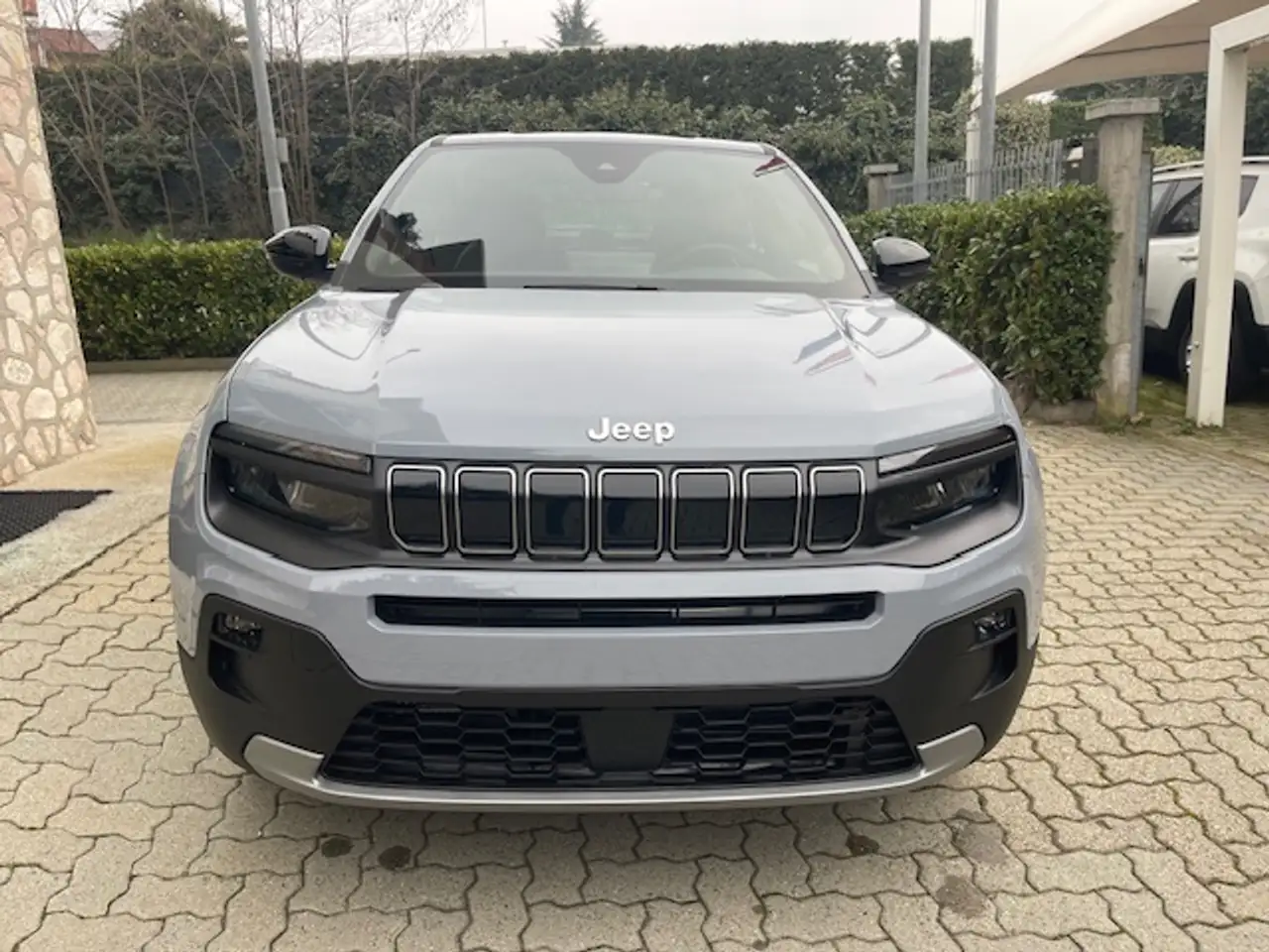 Jeep Avenger 1.2 TURBO ALTITUDE 100CV KM0 PREZZO REALE — photo 1 of 15