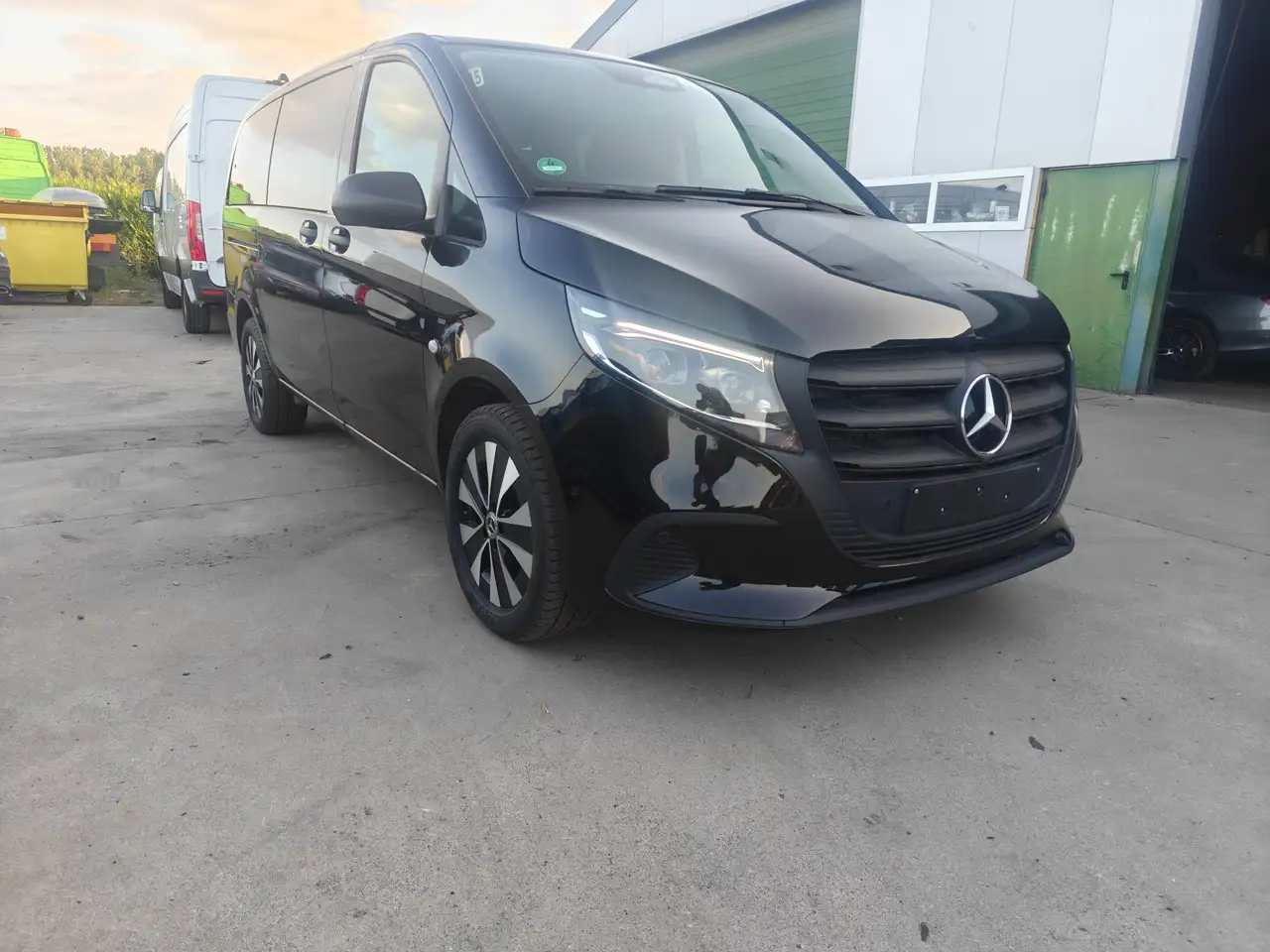 Mercedes-Benz Vito Vito 116CDI DUBBEL CABINE — photo 1 of 14