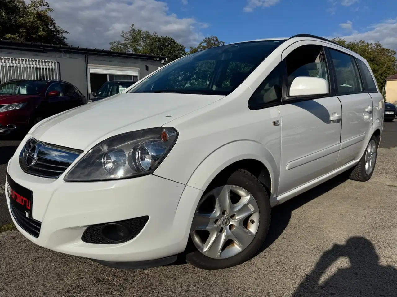 Opel Zafira 1.7CDTi 110CH FAP Edition — photo 1 of 12