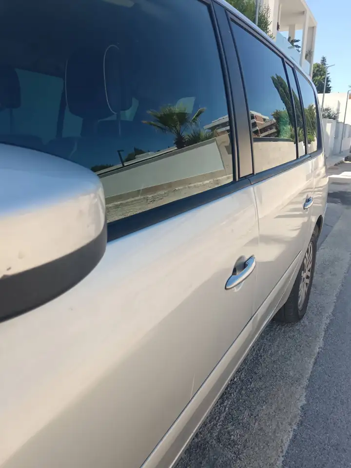 Renault Espace Espace IV 2010 2.0 dci 16v Initiale 175cv — photo 1 of 15