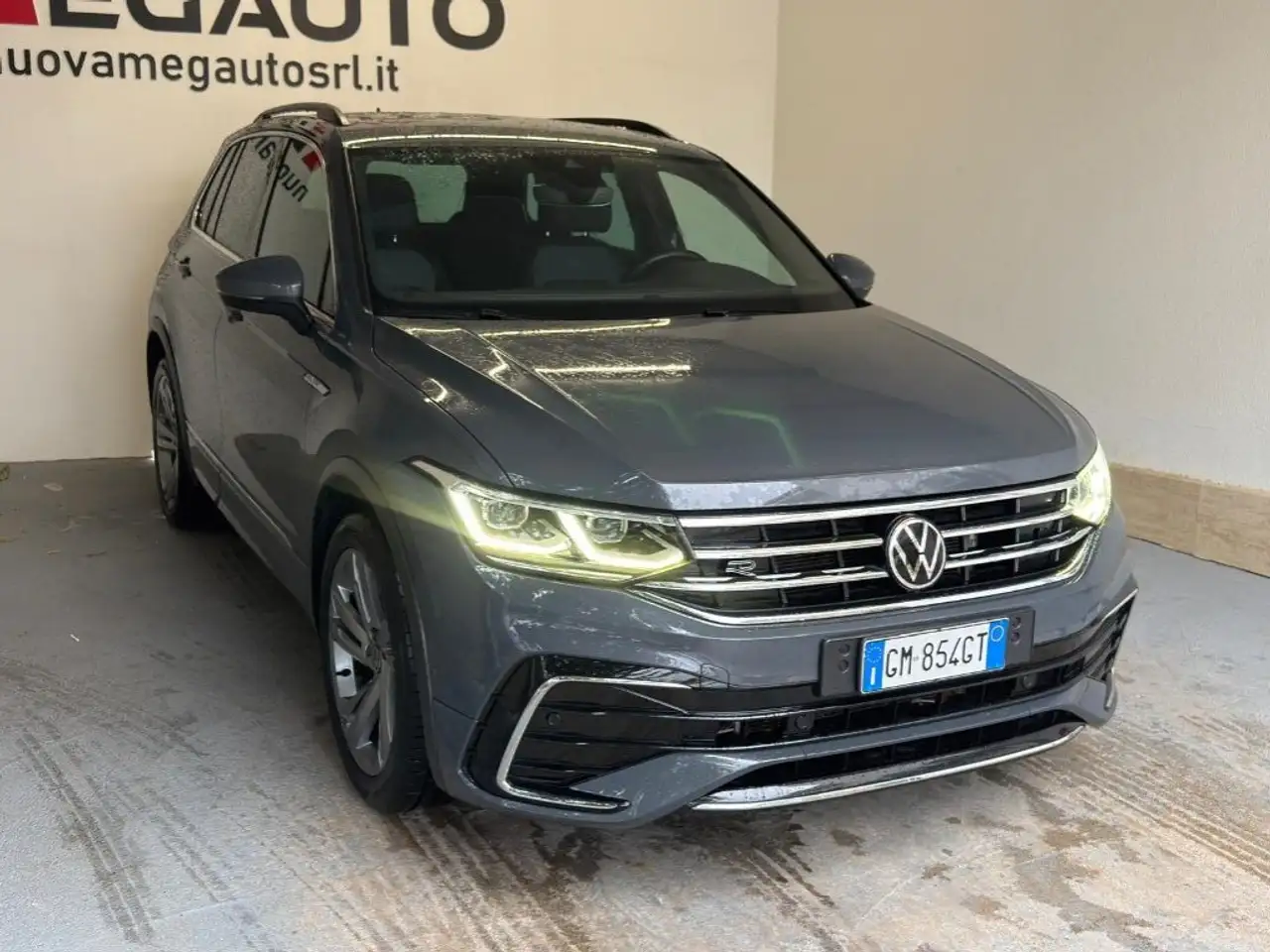 2023 Volkswagen Tiguan 1.5 TSI 150 CV DSG ACT R-Line, photograph 2