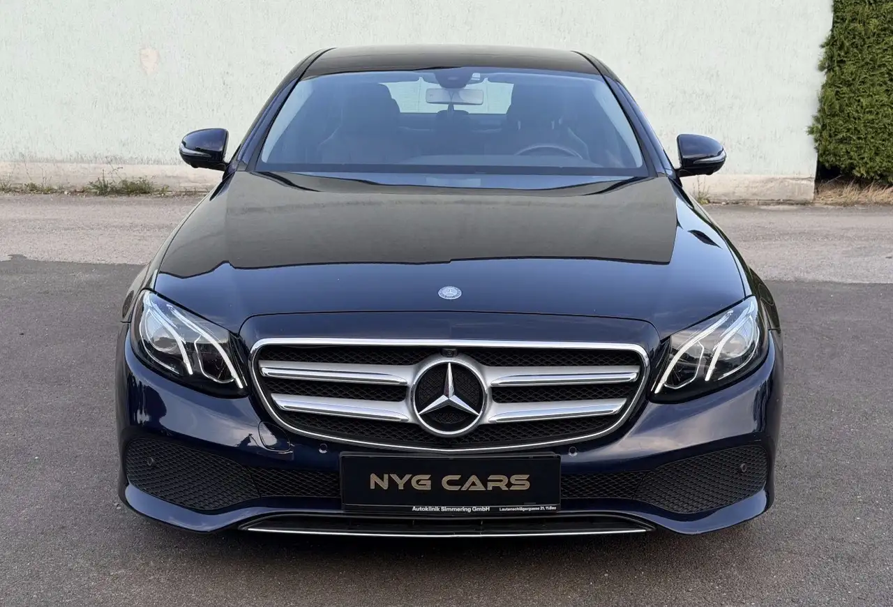 Mercedes-Benz E 220 E 220 d 4Matic (213.005) — photo 1 of 19