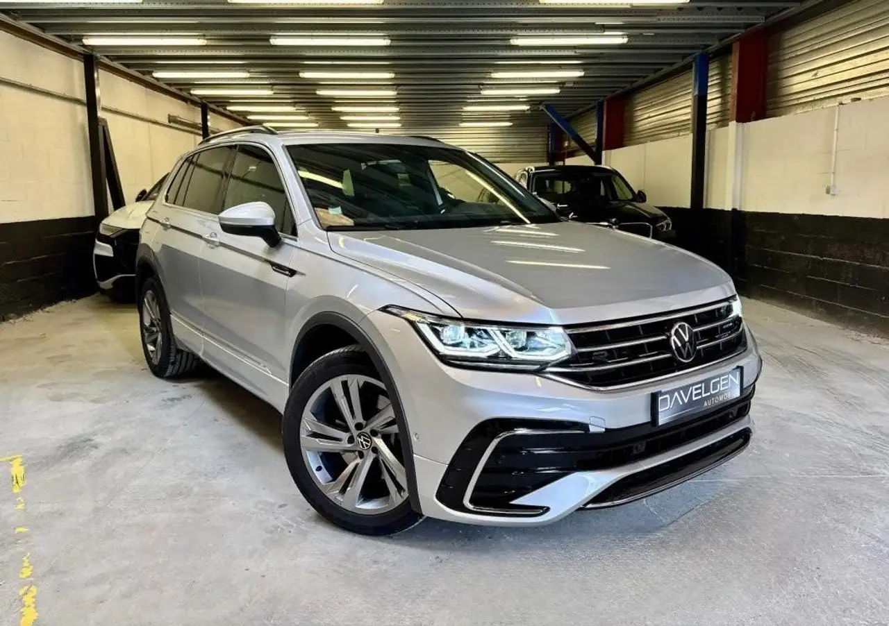 Volkswagen Tiguan 1.4 eHybrid PHEV 245 ch R-Line DSG6 1e main Origine FR — photo 1 of 40