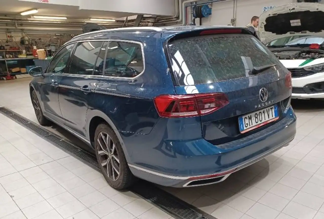 2023 Volkswagen Passat Variant Passat Variant 2.0 tdi Executive 4motion 200cv dsg - GM801VT, photograph 3