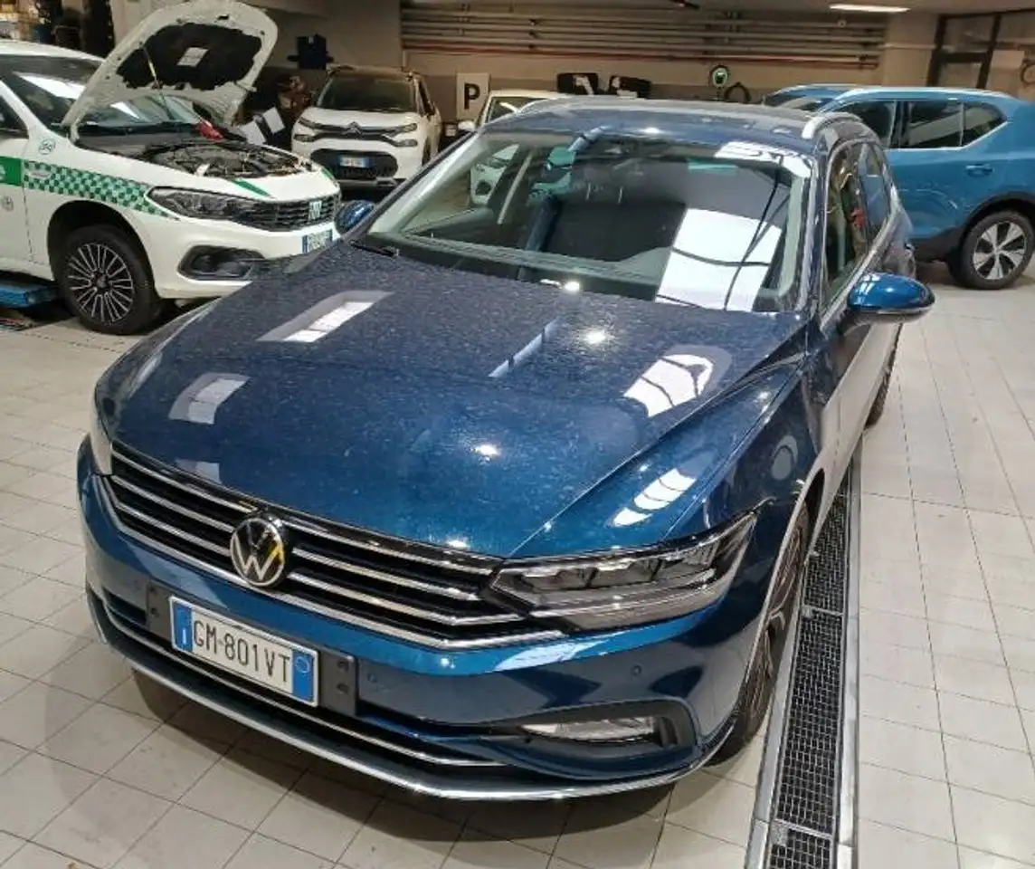 2023 Volkswagen Passat Variant Passat Variant 2.0 tdi Executive 4motion 200cv dsg - GM801VT, photograph 2