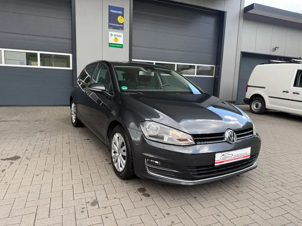 2016 Volkswagen Golf VII Lim. Allstar BMT 4Motion *Navi *PDC, photograph 4