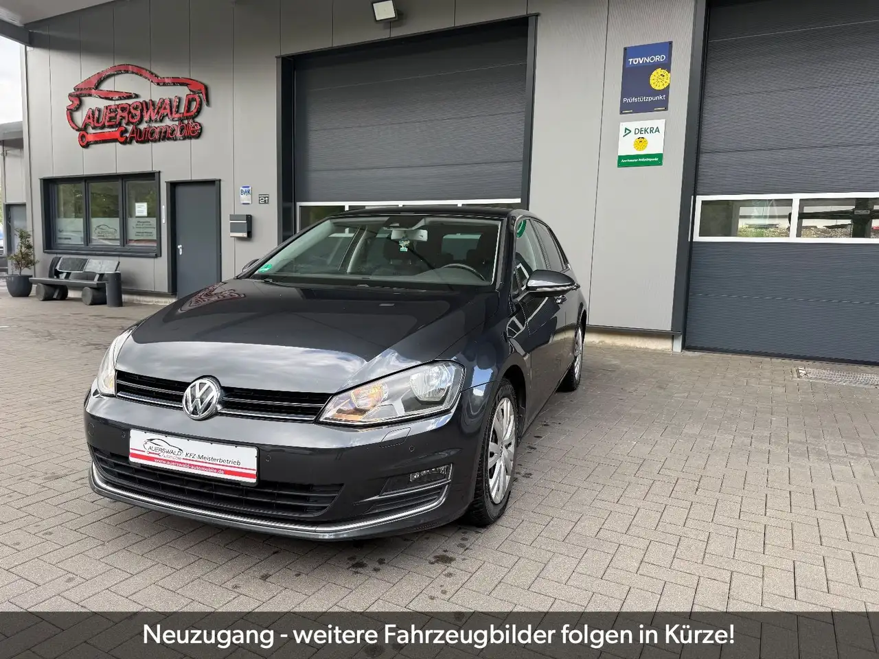 Volkswagen Golf VII Lim. Allstar BMT 4Motion *Navi *PDC — photo 1 of 15