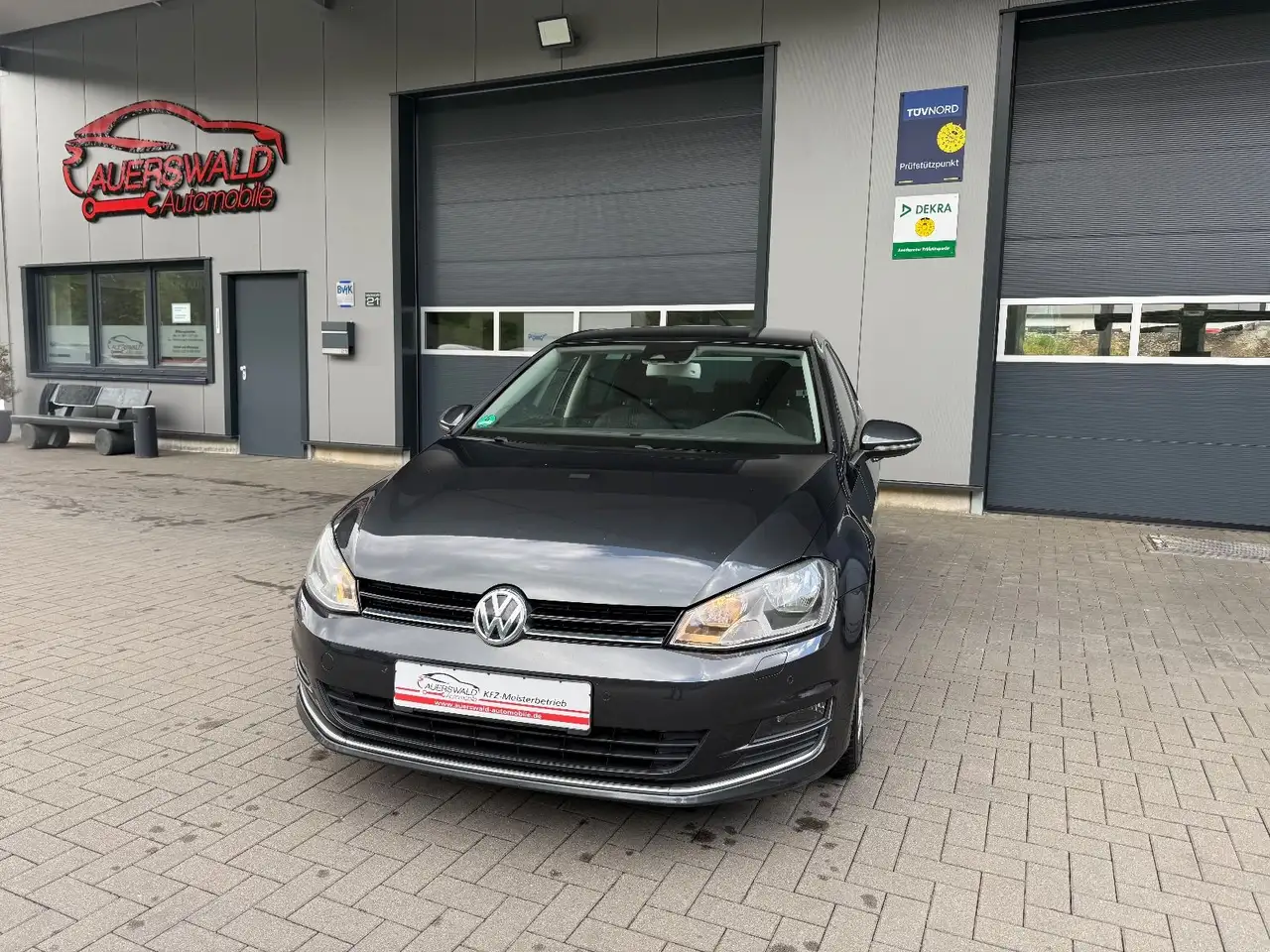 2016 Volkswagen Golf VII Lim. Allstar BMT 4Motion *Navi *PDC, photograph 2