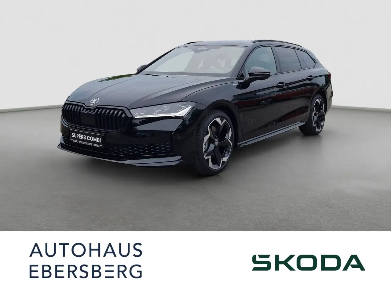 Skoda Superb Combi Sportline TSI 4x4 DSG AHK — photo 1 of 17