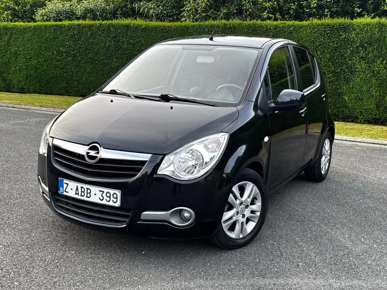 Opel Agila Agila 1.2i ecoFLEX Start — photo 1 of 15