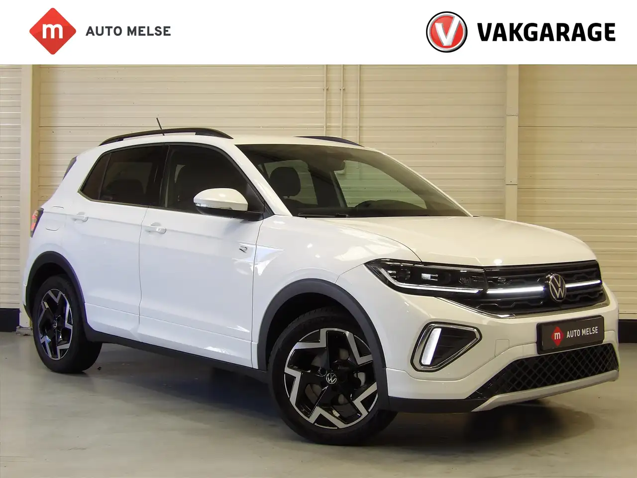 Volkswagen T-Cross 1.0 TSI 116pk DSG-7 R-Line — photo 1 of 37