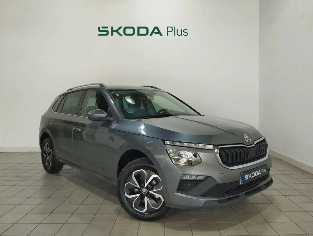 Skoda Kamiq 1.0 TSI Selection 85kW — photo 1 of 15