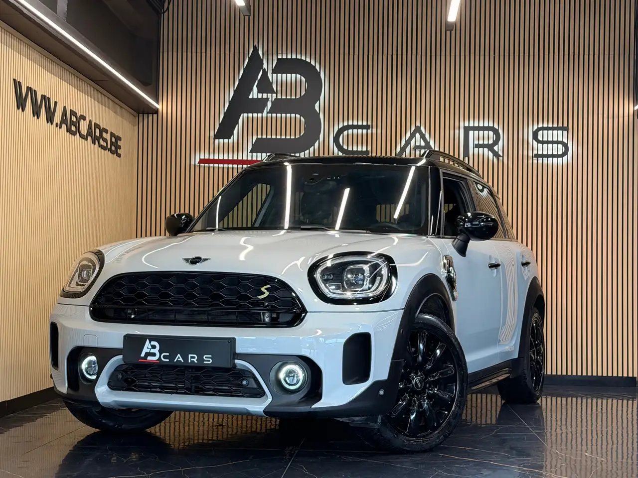 MINI Cooper SE Countryman 1.5A PHEV Cooper SE ALL4 * GARANTIE 12 MOIS * 1ER PROP * — photo 1 of 15