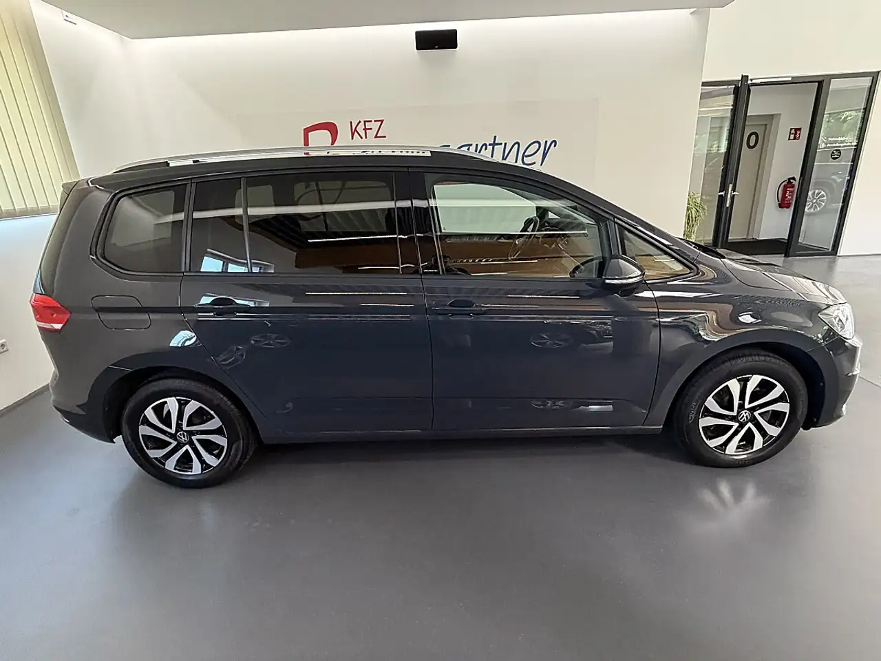 2022 Volkswagen Touran 2,0 TDI *NAVI*ACC*Sitzheizung*Virtual Cockpit*P..., photograph 3