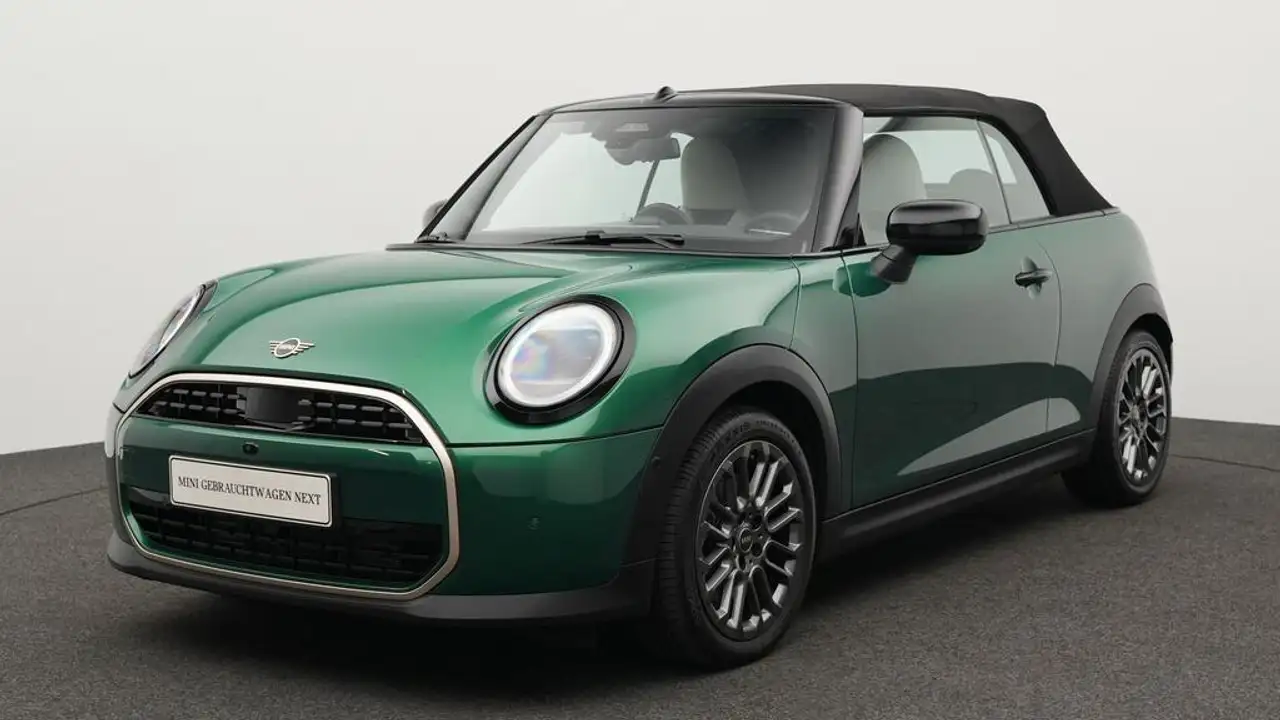 MINI Cooper C Cabrio Favoured Trim — photo 1 of 26