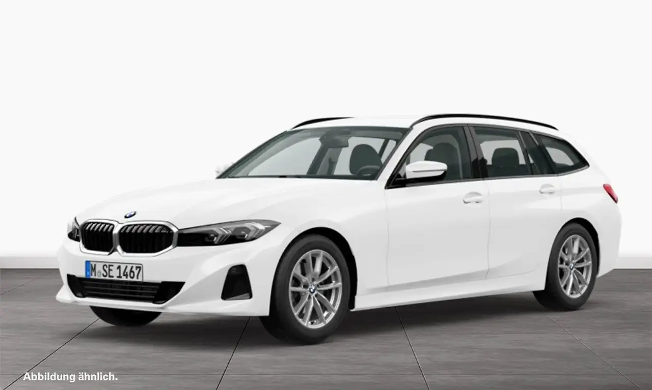 BMW 318 i Touring — photo 1 of 3
