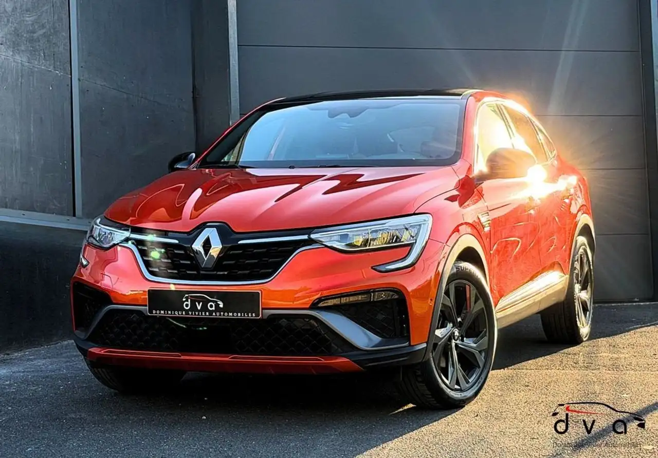 Renault Arkana 1.6 E-Tech 145 ch RS Line — photo 1 of 10