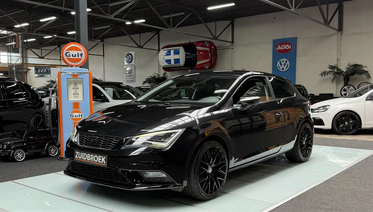 SEAT Leon 1.4 TSI FR Navi | LED | Cruise | Maxton — photo 1 of 40
