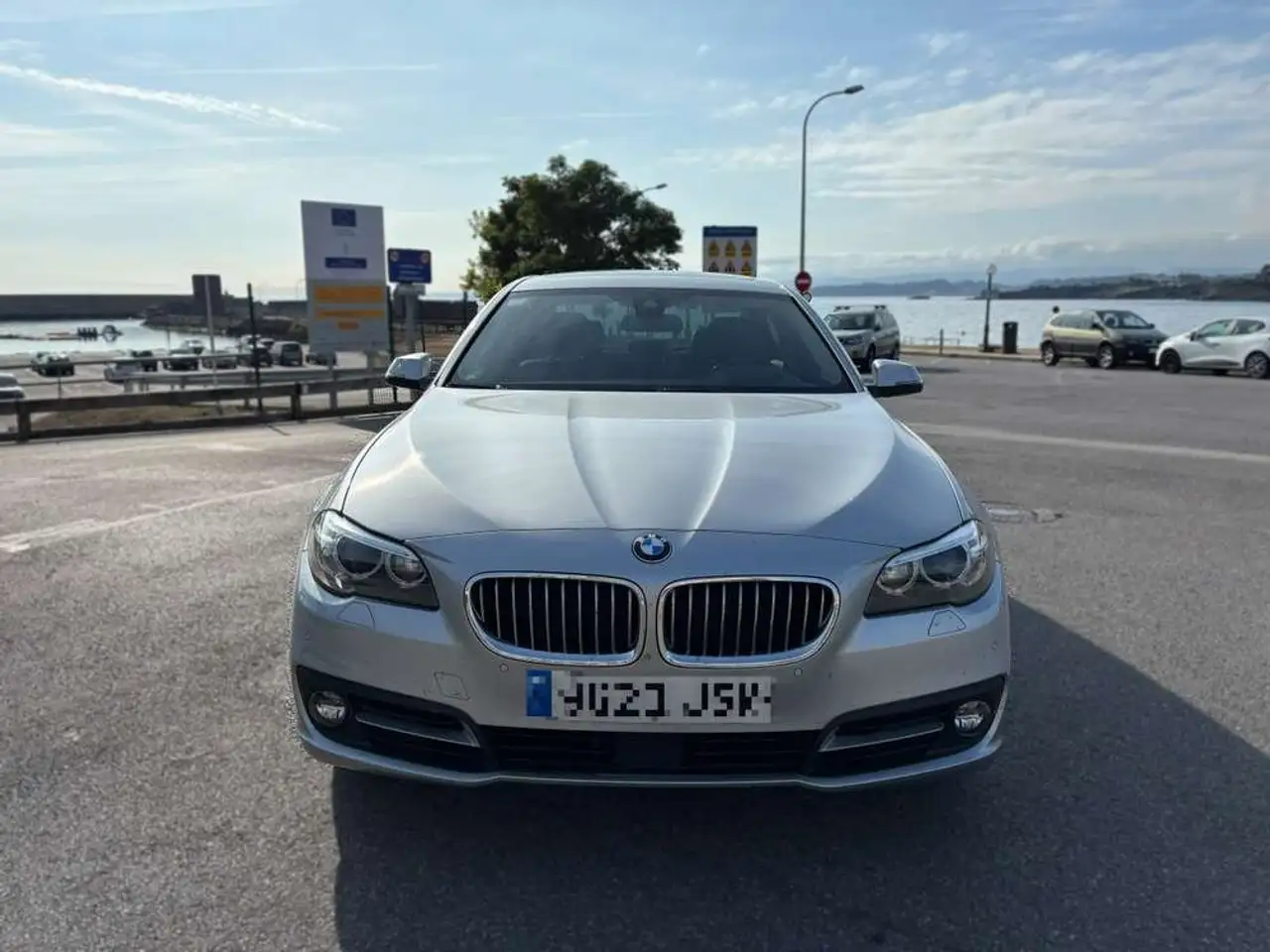 BMW 528 528iA xDrive — photo 1 of 31