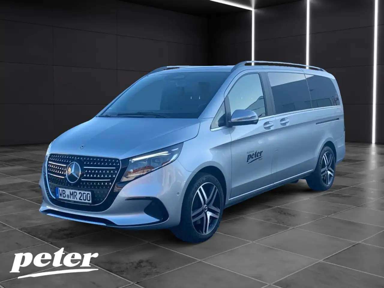 Mercedes-Benz V 300 d AVANTGARDE Lang LED*DISTR*STHZG*AHK — photo 1 of 15