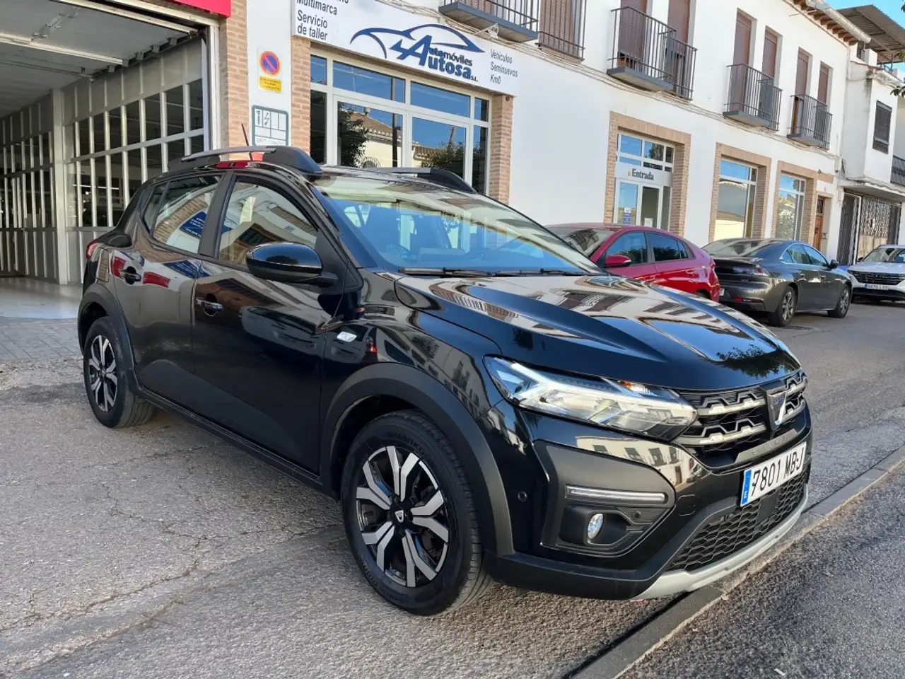 Dacia Sandero Stepway ECO-G Expresion Go 74kW — photo 1 of 35