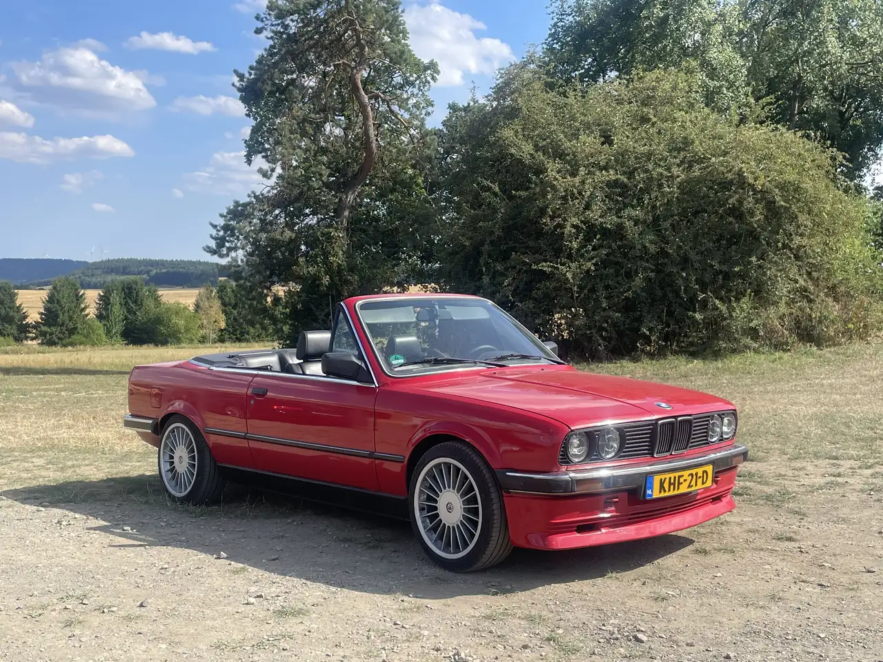 BMW 325 325i — photo 1 of 11