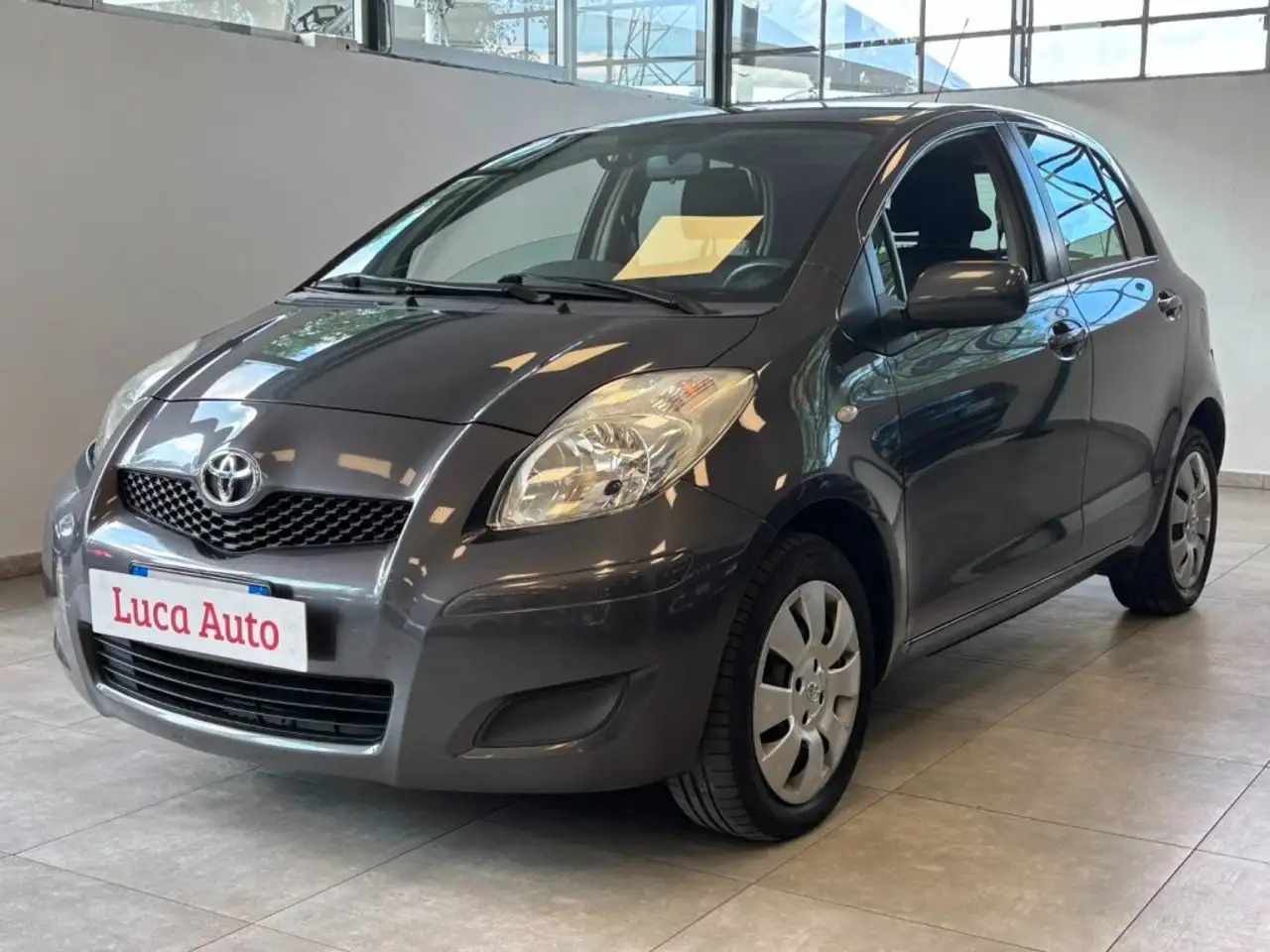 Toyota Yaris 1.0 69CV 5p. *OCCASIONE* — photo 1 of 15