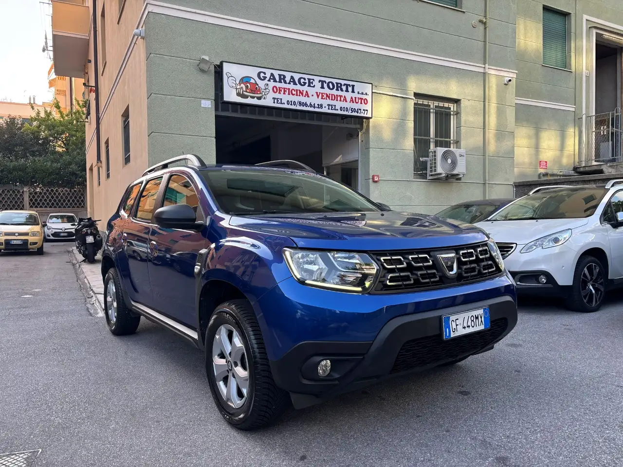 Dacia Duster Duster 1.0 TCe 100 CV ECO-G 4x2 15th Anniversary G — photo 1 of 15