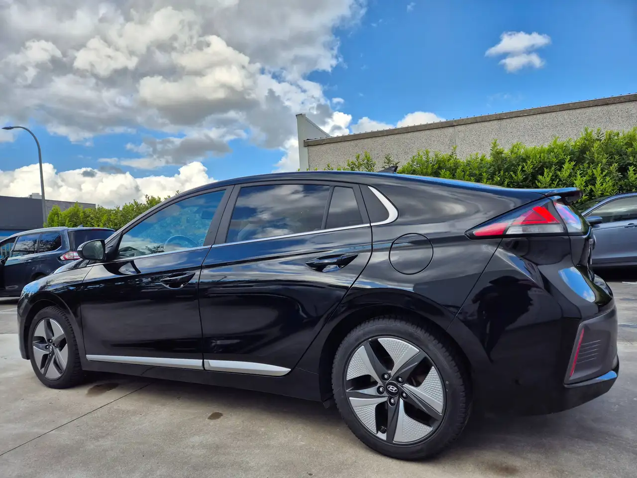 2022 Hyundai IONIQ 1.6 GDi HEV // HYBRID // 2022 !!, photograph 7
