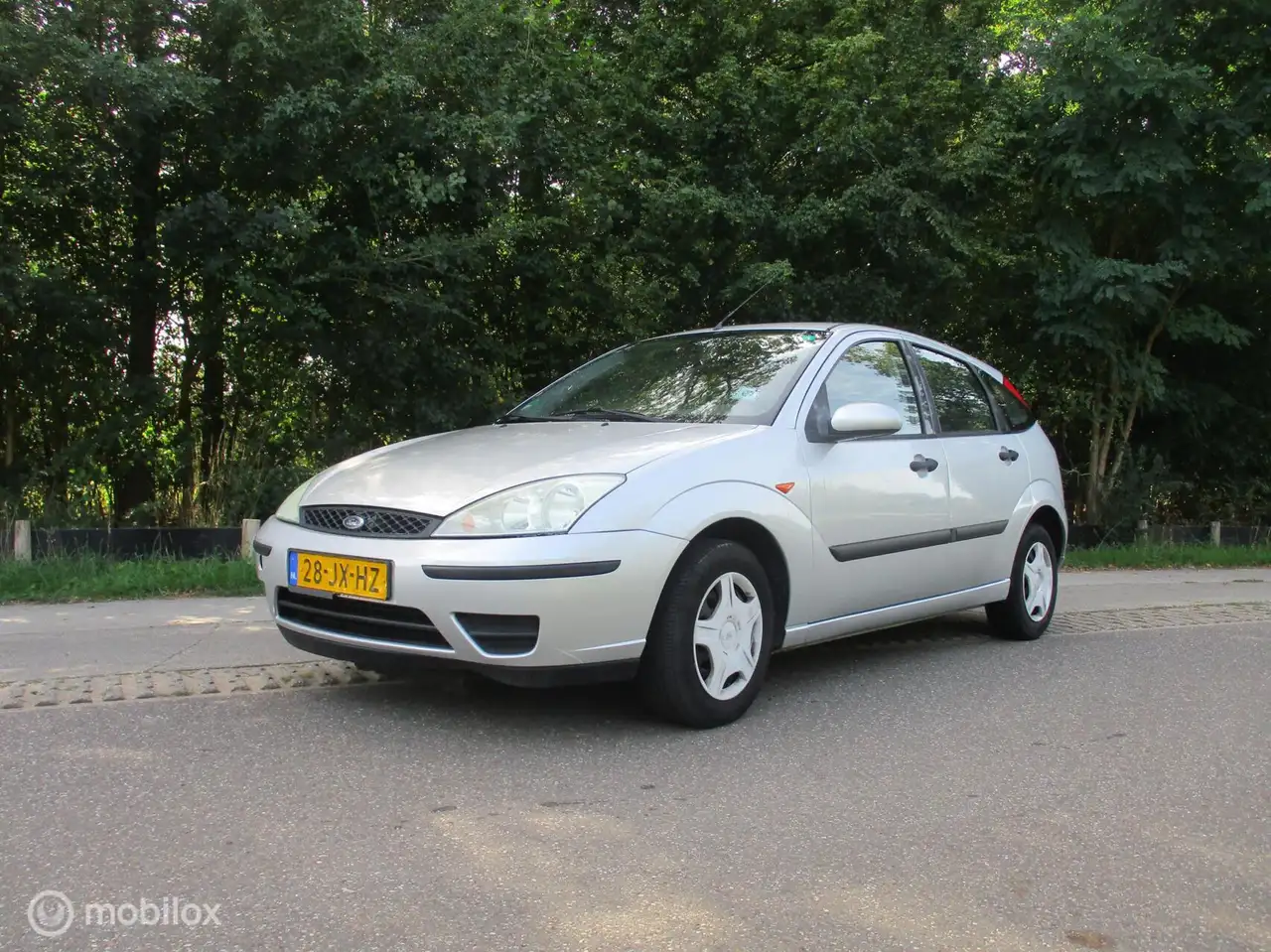 Ford Focus 1.4-16V Cool Edition apk 07-09-2027 4 deurs — photo 1 of 16