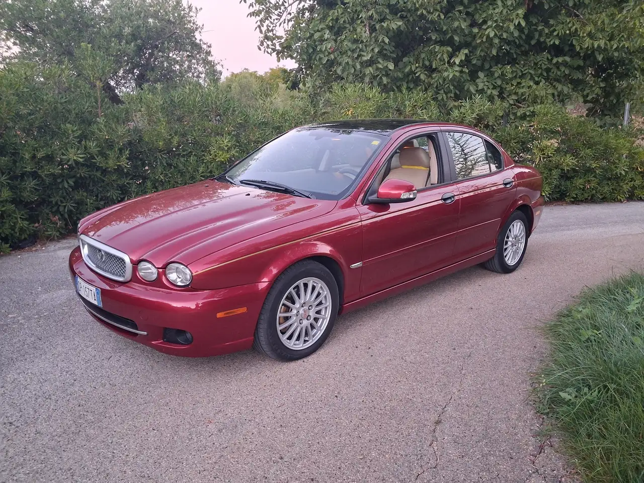 Jaguar X-Type 2.2d Restyling cambio manuale. — photo 1 of 15