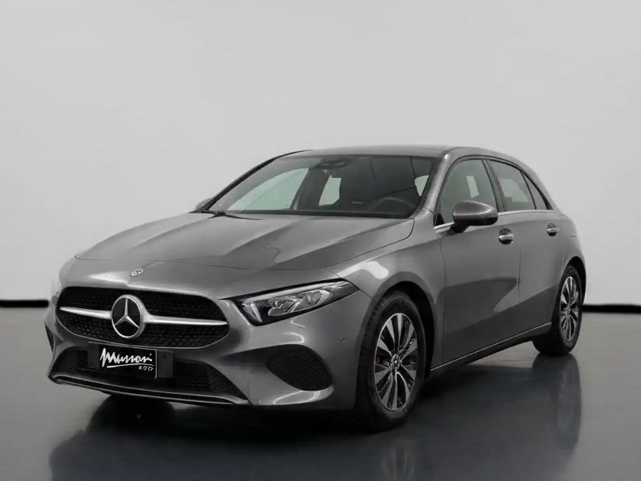 Mercedes-Benz A 180 d Advanced auto — photo 1 of 15