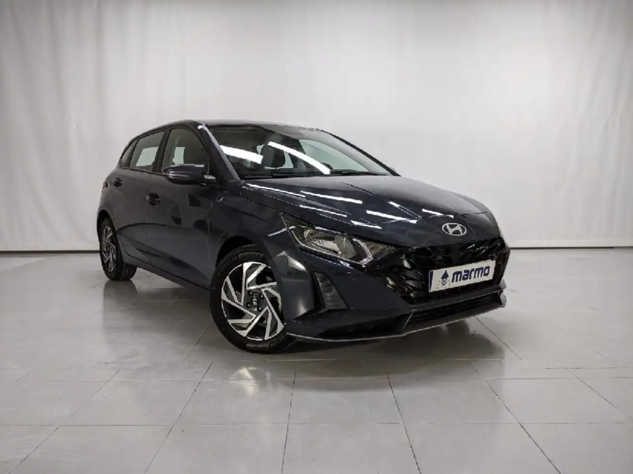 Hyundai i20 KLASS 1.2 MPI 79CV SEMINUEVO — photo 1 of 30