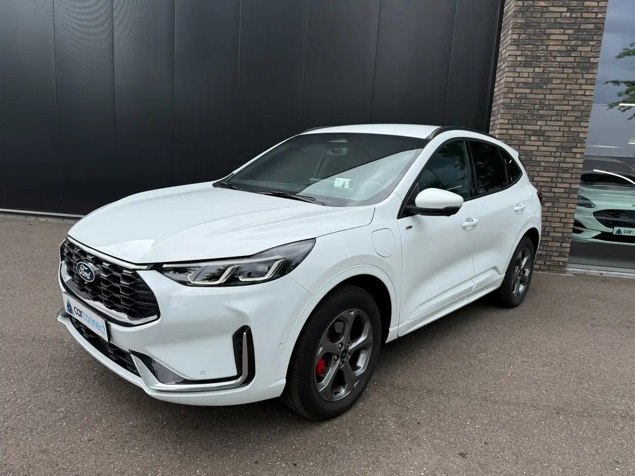 Ford Kuga 2.5 243pk PHEV ST-Line X Navi, Trekhaak, 36-gr cam — photo 1 of 40