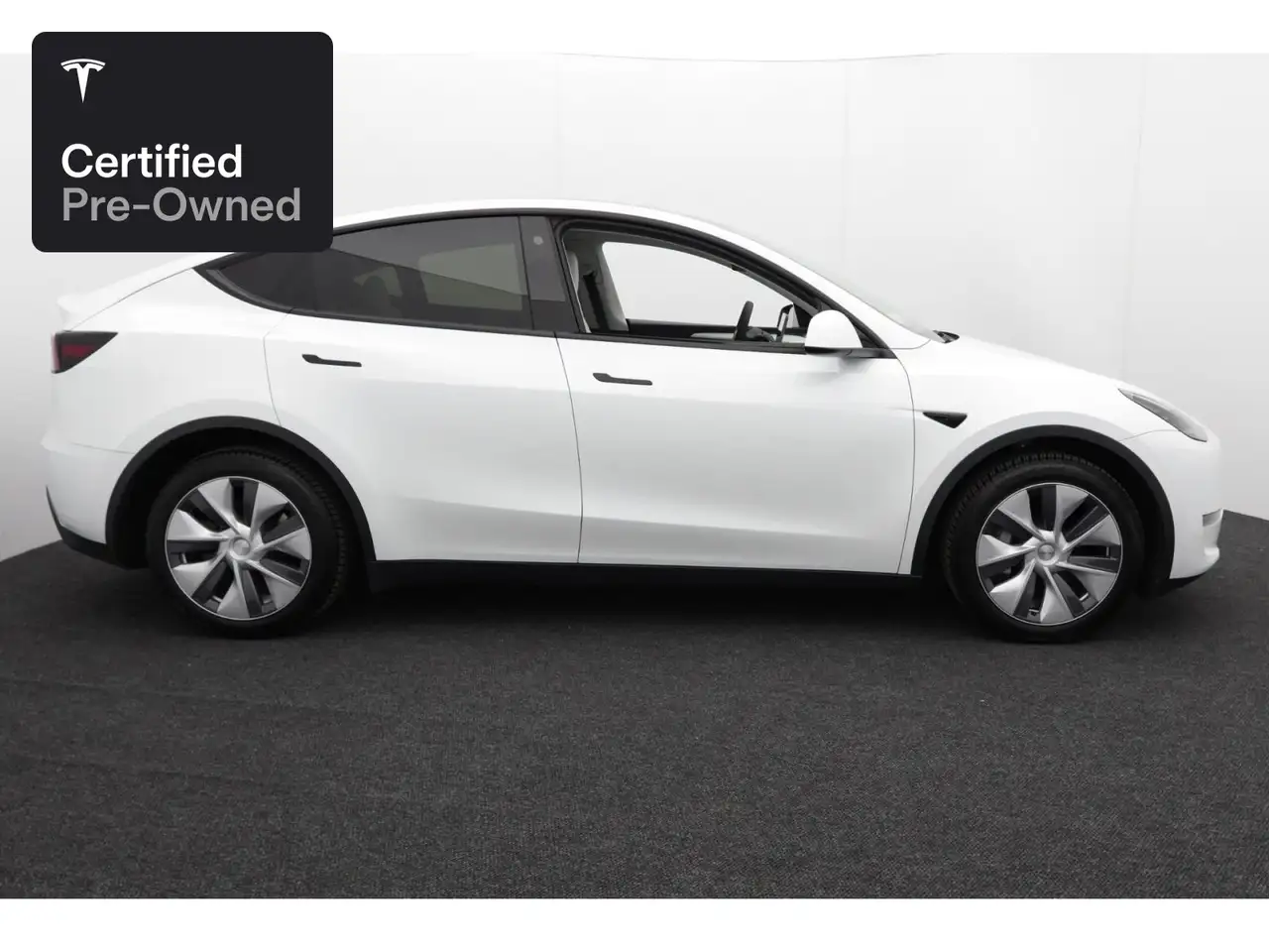 2024 Tesla Model Y Long Range AWD “Certified Pre-Owned”, photograph 9