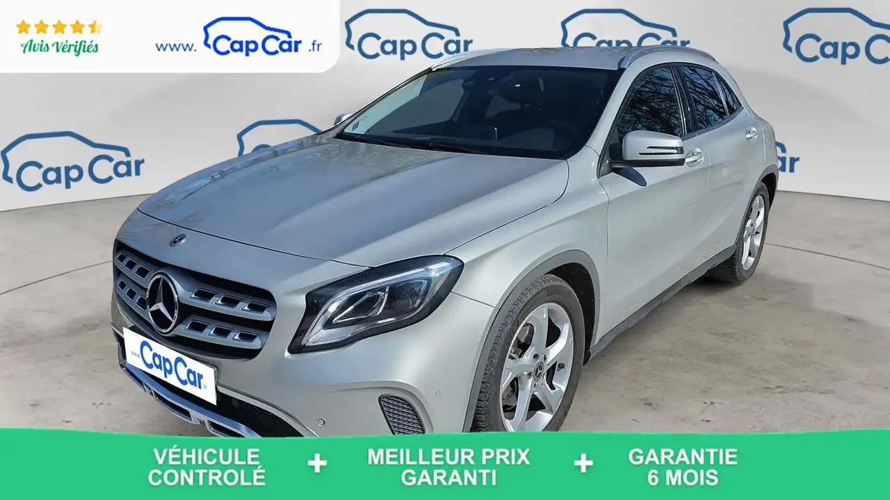 Mercedes-Benz GLA 200 200 156 7G-DCT Sensation — photo 1 of 29