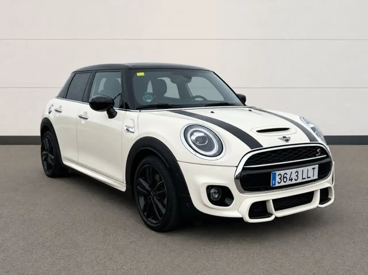 MINI Cooper 2.0 S AUTO 178 5P — photo 1 of 25