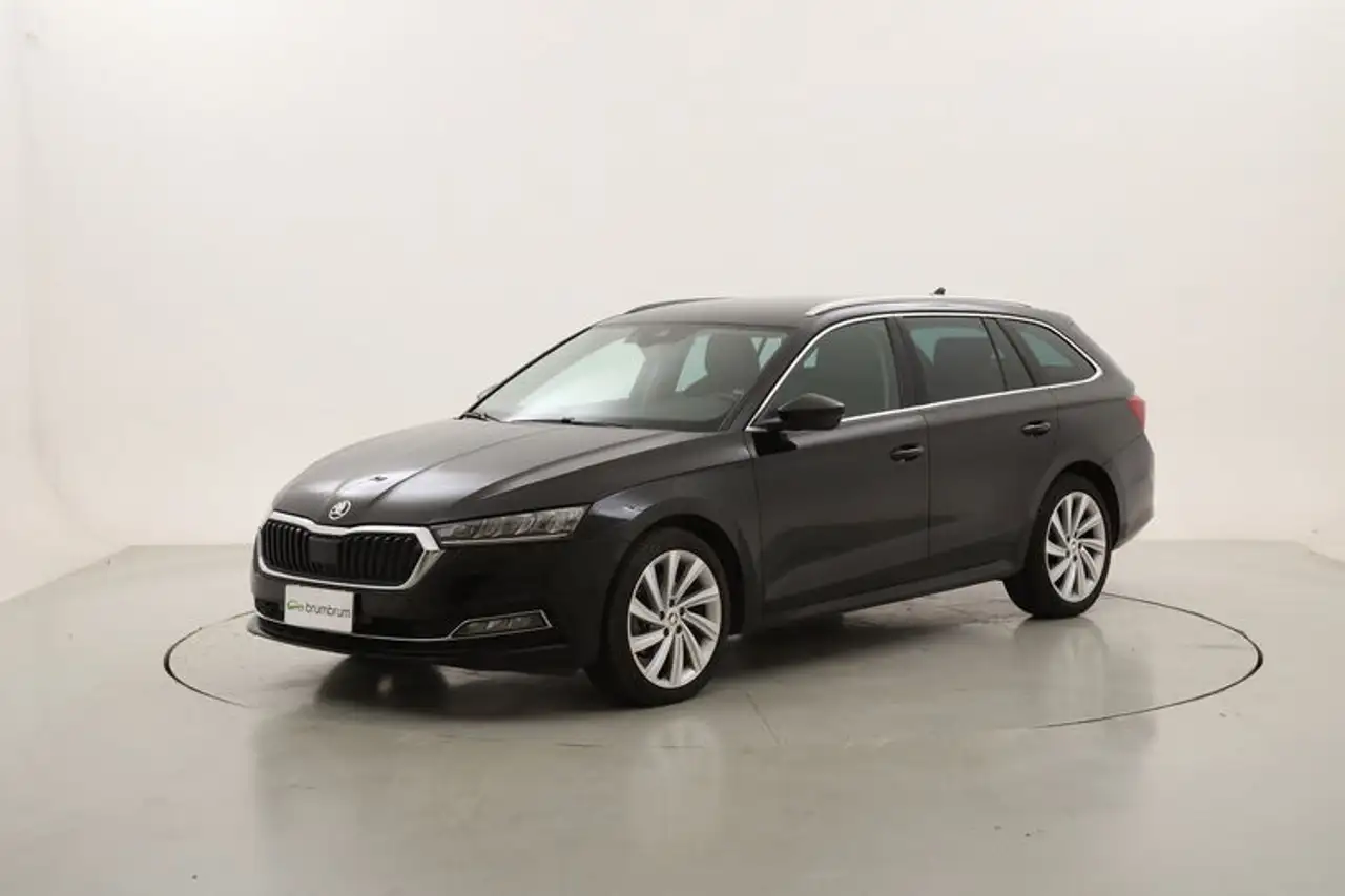 Skoda Octavia Wagon DSG Style 2.0 Diesel 116CV — photo 1 of 15