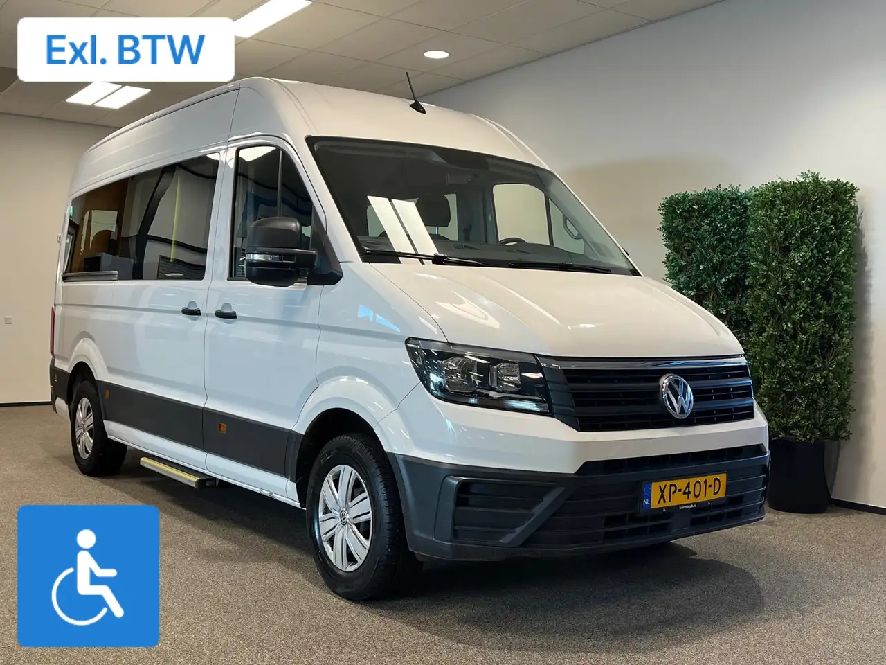 Volkswagen Crafter L2H2 Rolstoelbus Groepsvervoer 9 pers. (2x rolstoe — photo 1 of 33