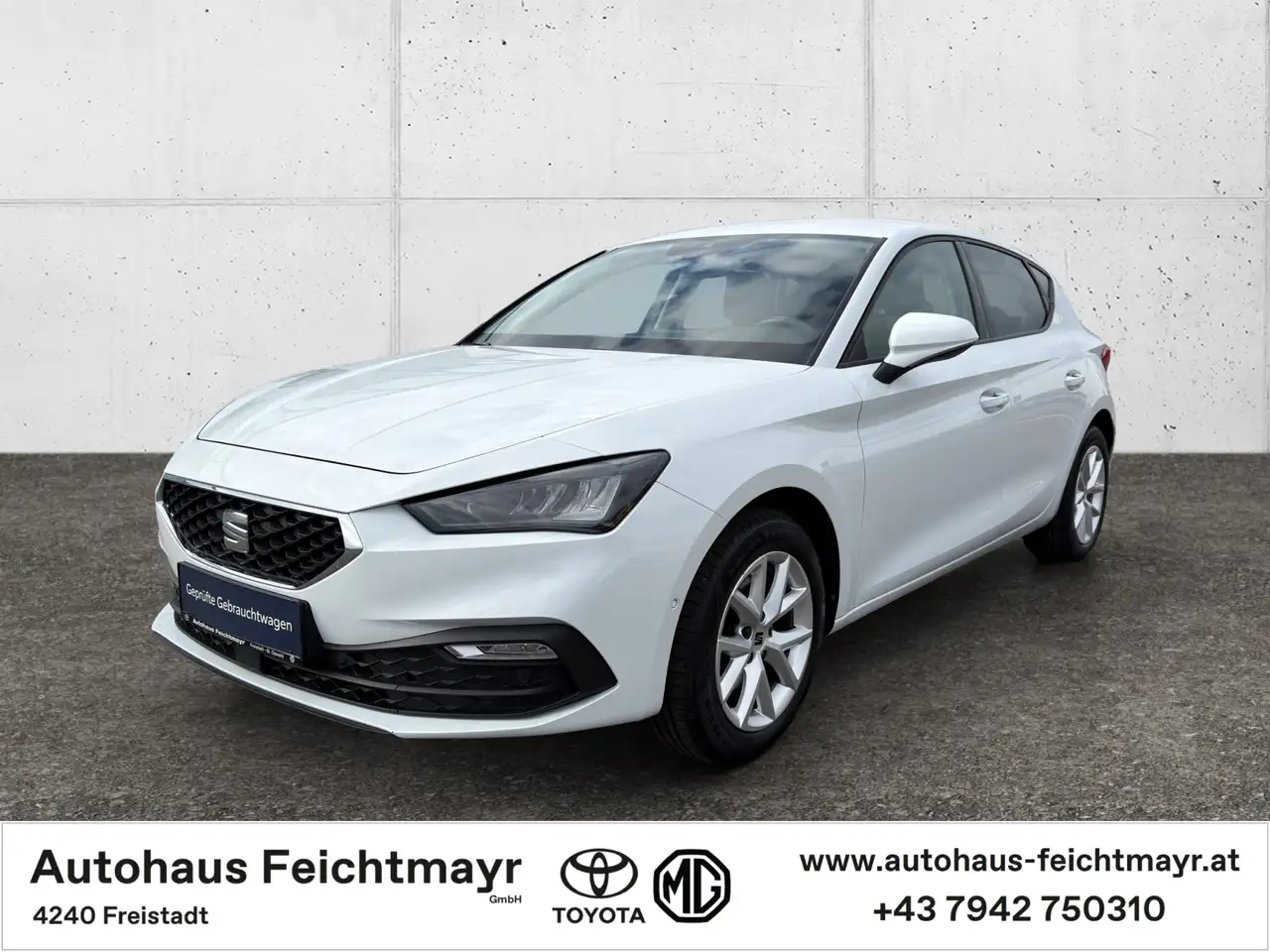 SEAT Leon 1,5 TSI Style 5t. — photo 1 of 11