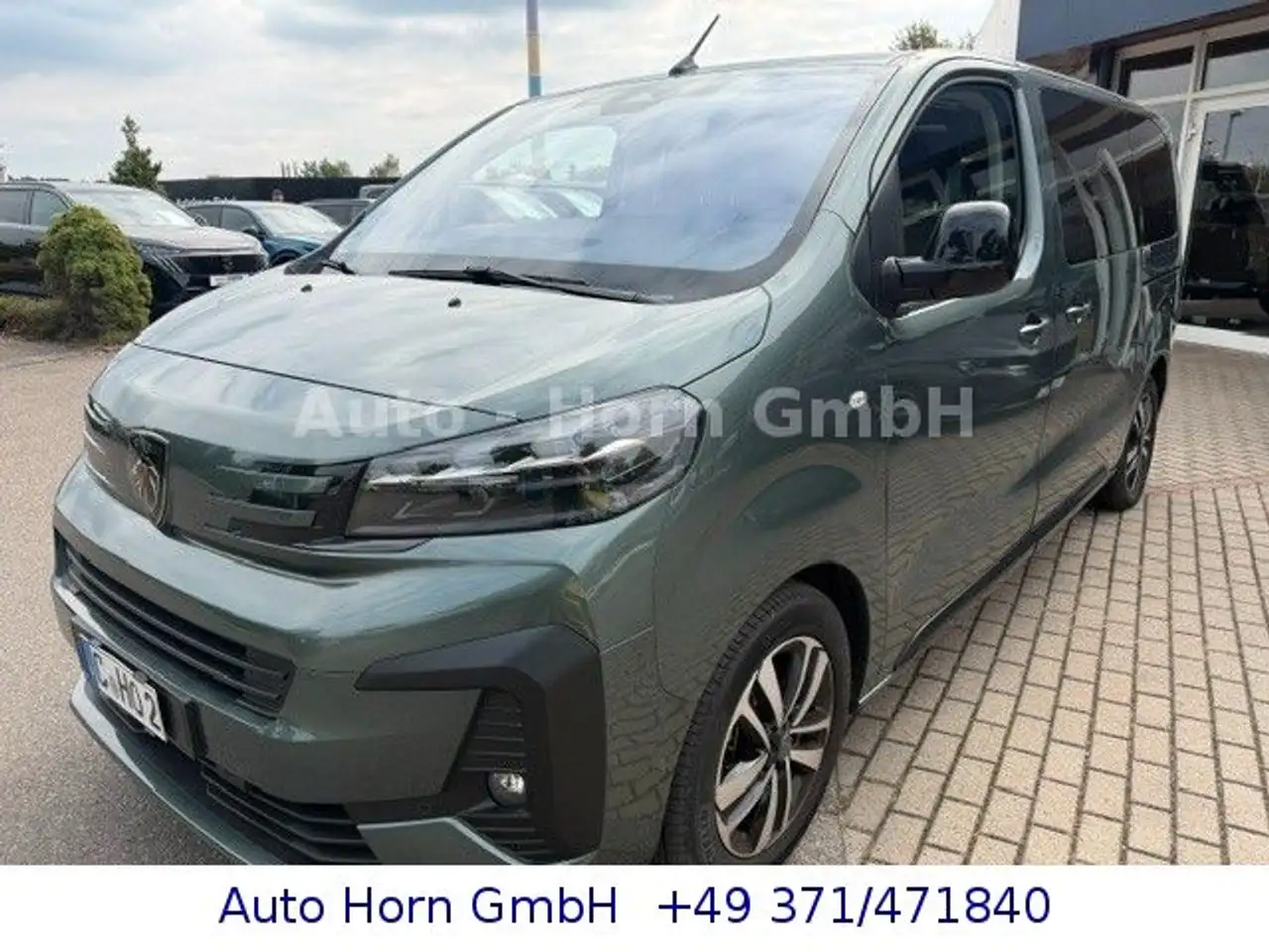 Peugeot Traveller Allure L2 BLueHDi 180 EAT8 — photo 1 of 20