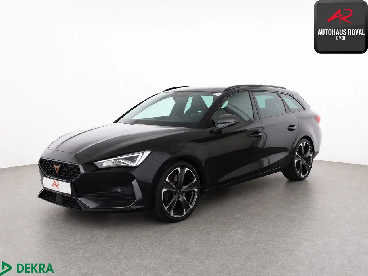 CUPRA Leon ST 2.0 TSI VZ ACC,KESSY,CARPLAY,AMBIENTE — photo 1 of 22
