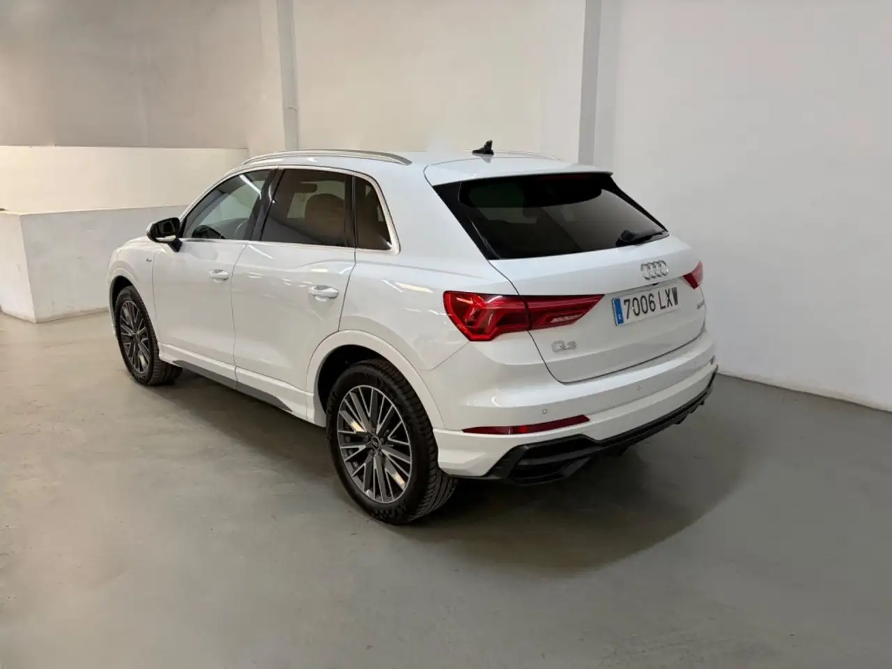 2022 Audi Q3 35 TDI S line 110kW, photograph 8