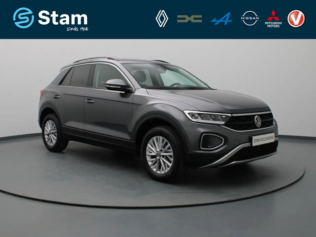 Volkswagen T-Roc TSI 150pk Life Business DSG/Automaat Camera | Adap — photo 1 of 37