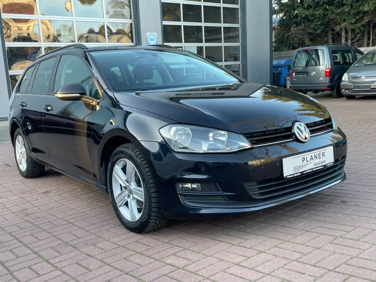 Volkswagen Golf VII Variant Comfortline Navi Sitzh. Service — photo 1 of 15